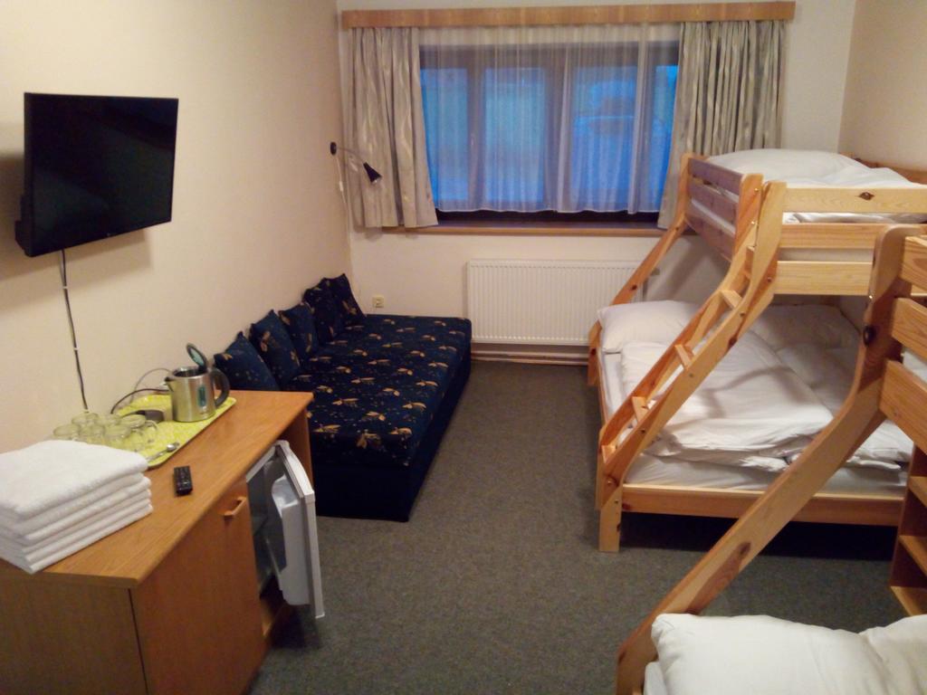 Orlik Rejviz Hotel Екстериор снимка